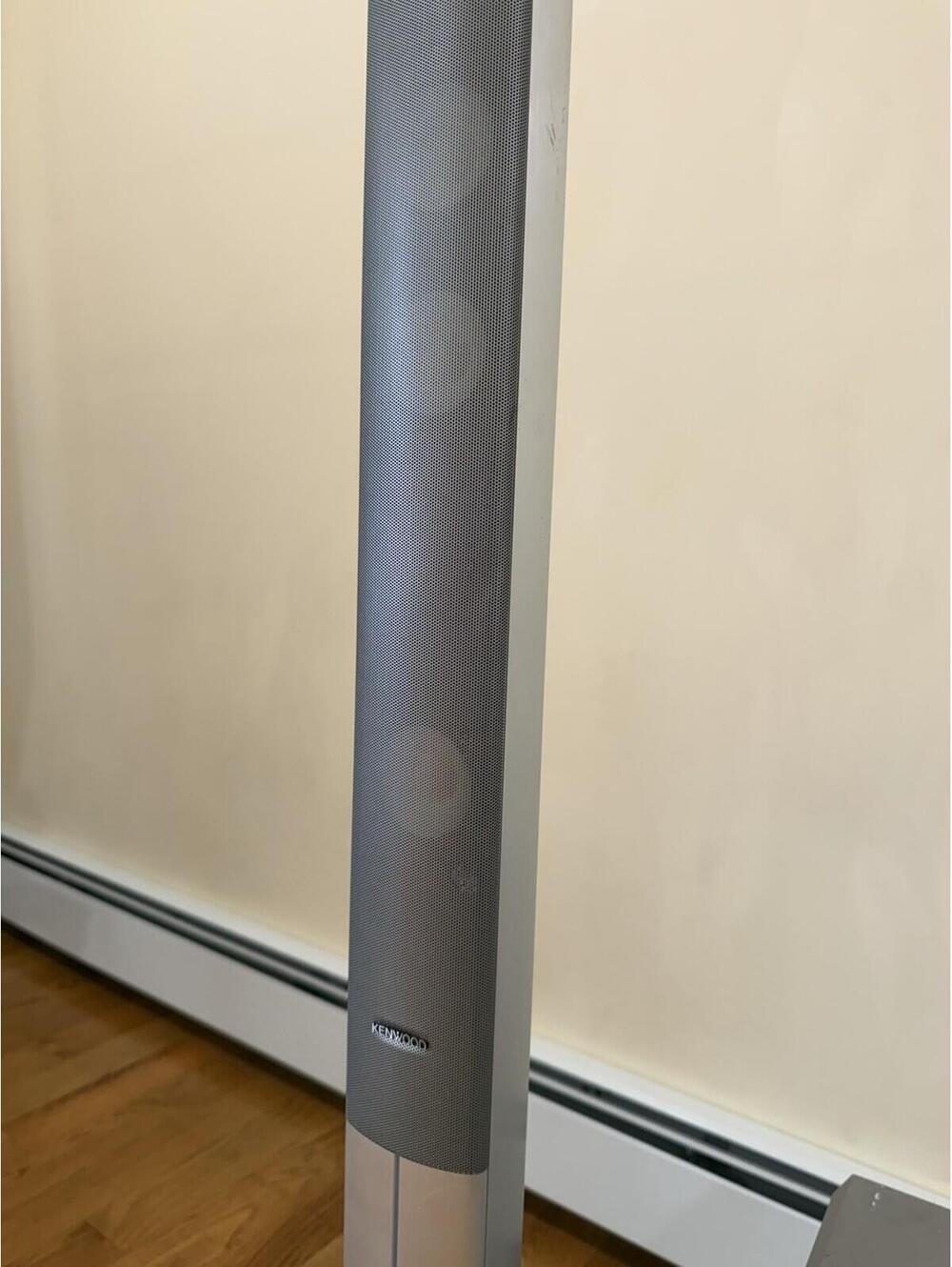 Kenwood VRS-7100 5.1 Home Theater Sound System W/subwoofer & Tower Speaker - Picture 8 of 15